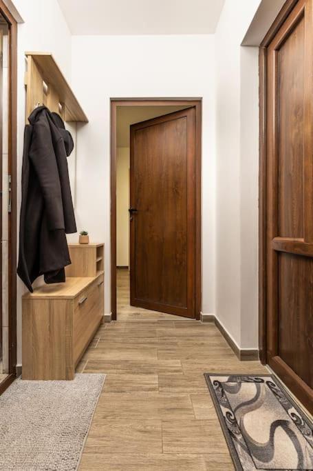 'Little Little' House In The Town Center & Parking Apartment Plovdiv Exterior photo