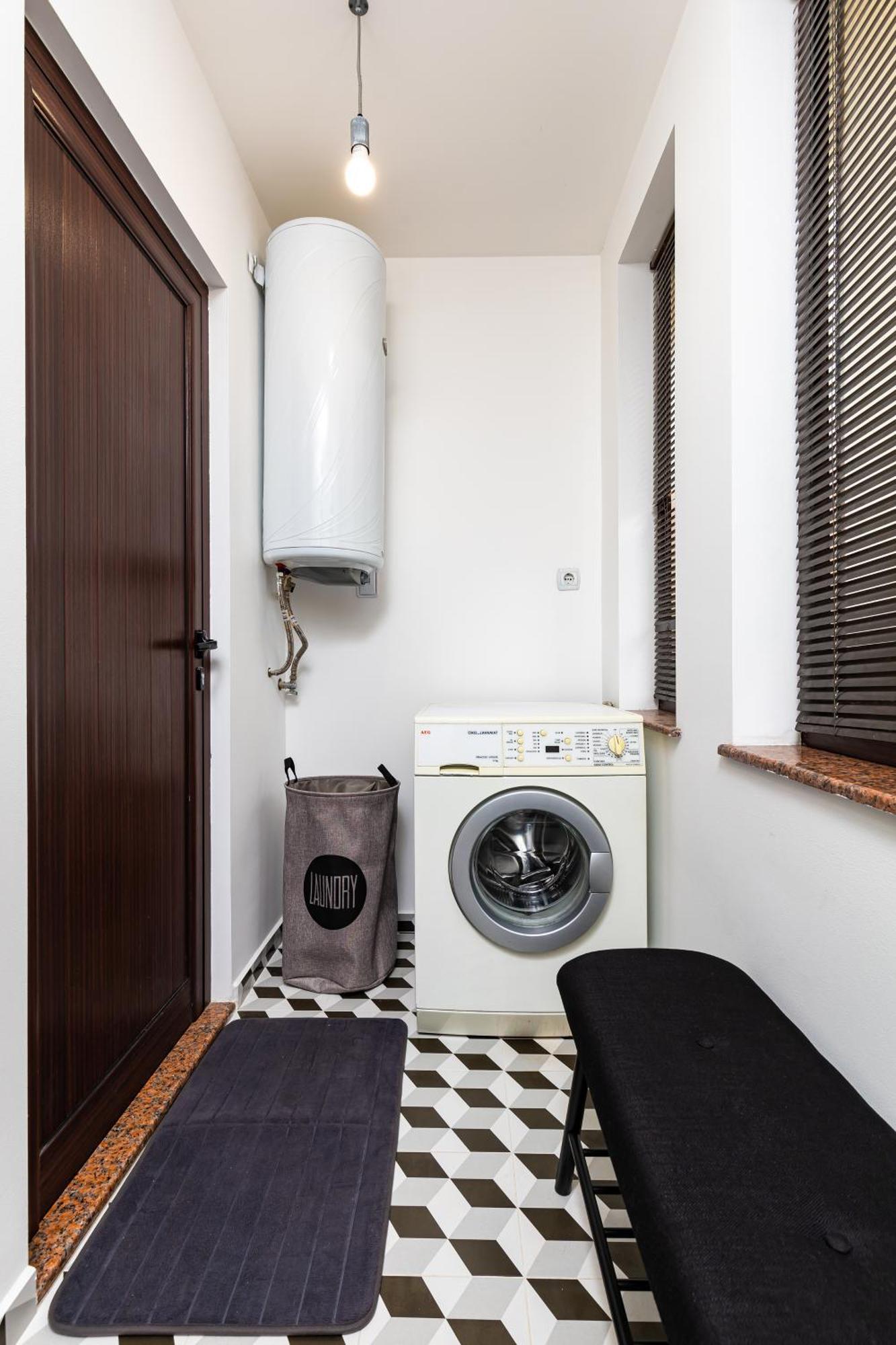 'Little Little' House In The Town Center & Parking Apartment Plovdiv Exterior photo